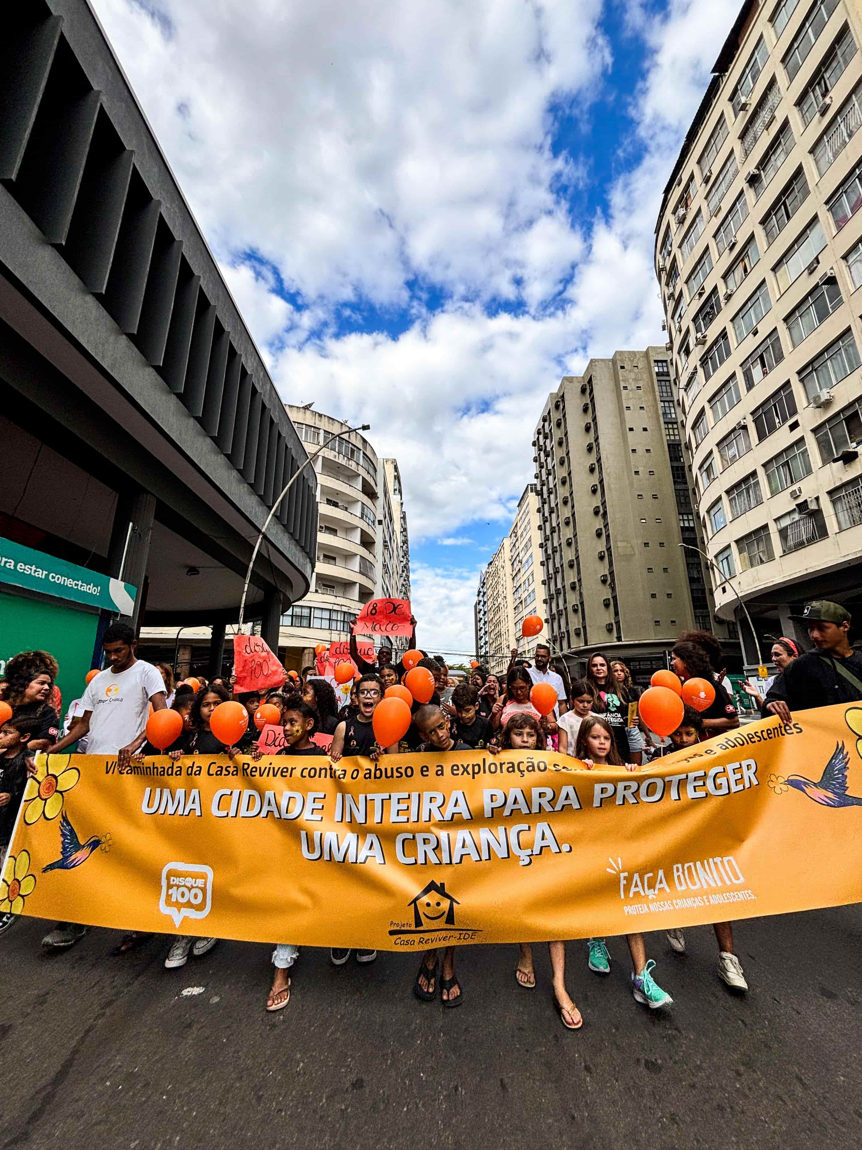 Caminhada Maio Laranja